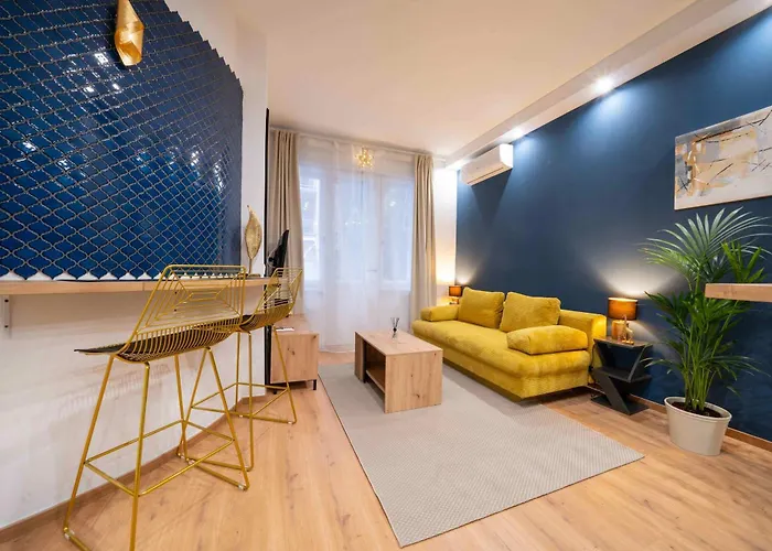 Lägenhet Blue Oasis Location